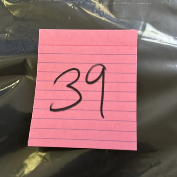 Mario Serrani Italy Comfort Stretch Cuff Capri - Picture 8 of 8